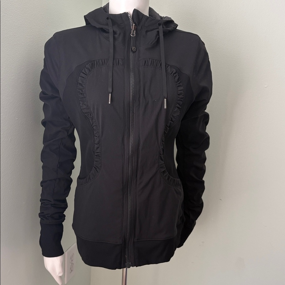Lululemon reversible dance to studio jacket size 8 - flawed - Picture 2 of 11
